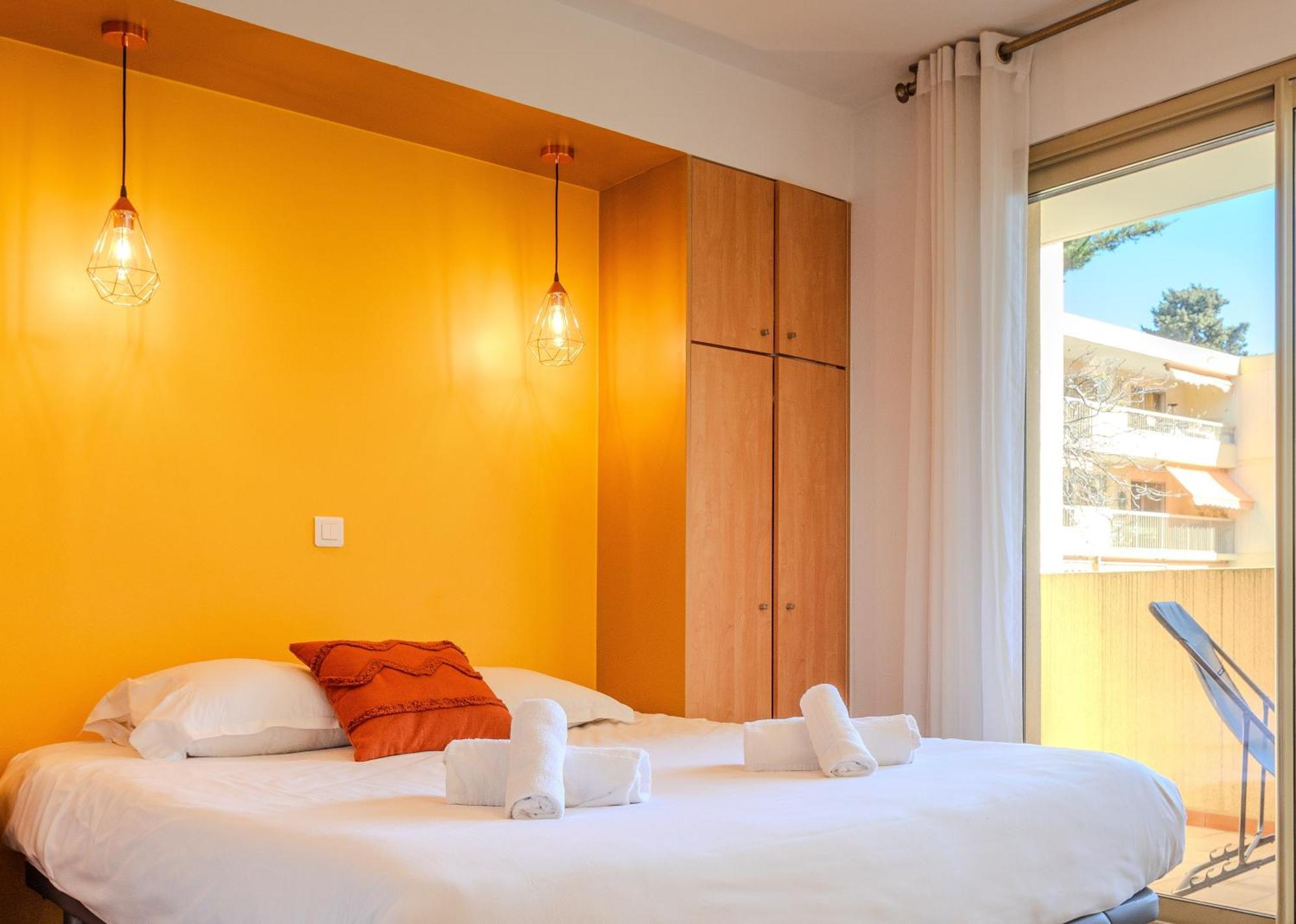 Appartement Les 15 Pins & La -your Getaway Near Sea & *