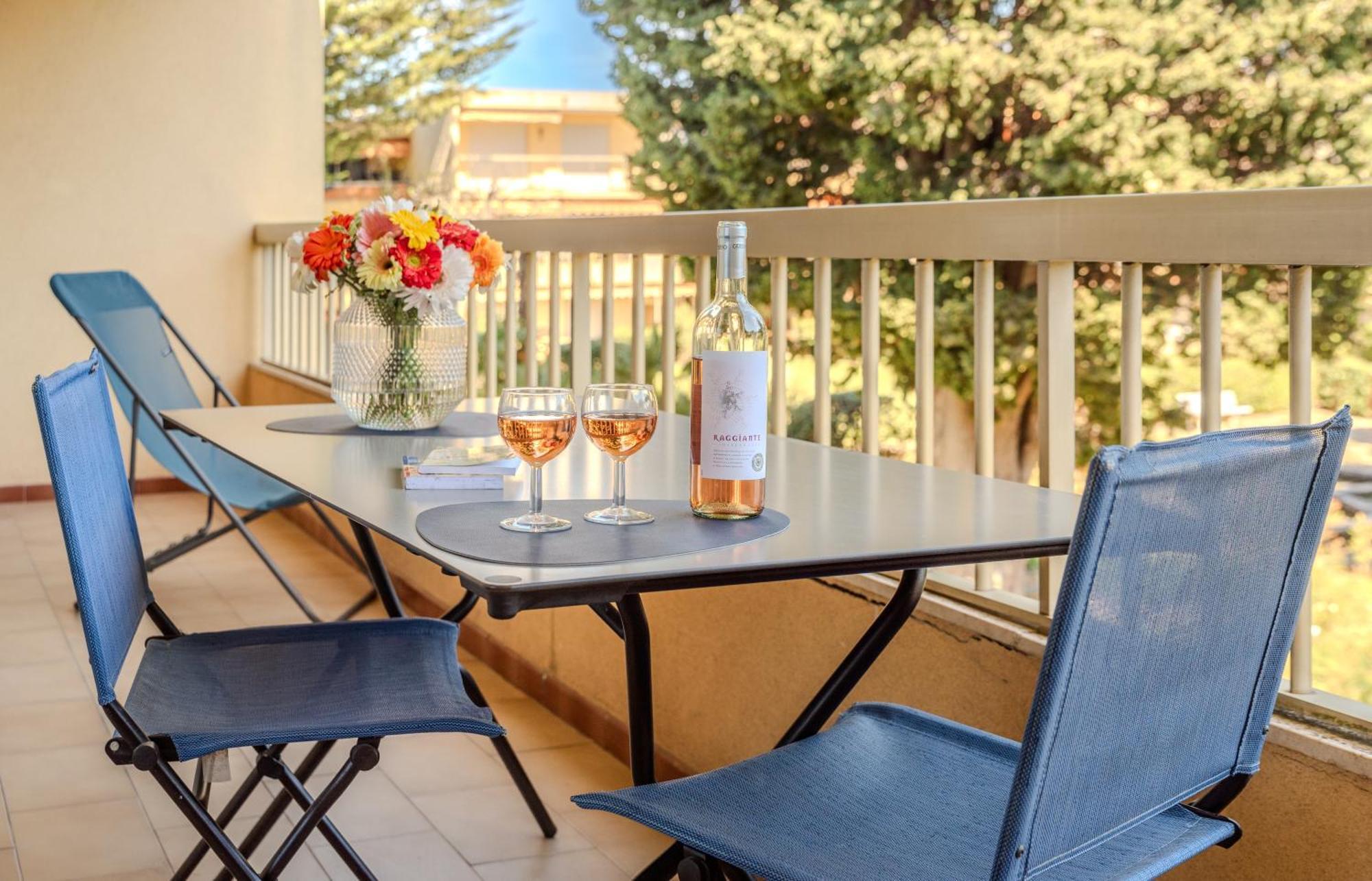 Appartement Les 15 Pins & La -your Getaway Near Sea &