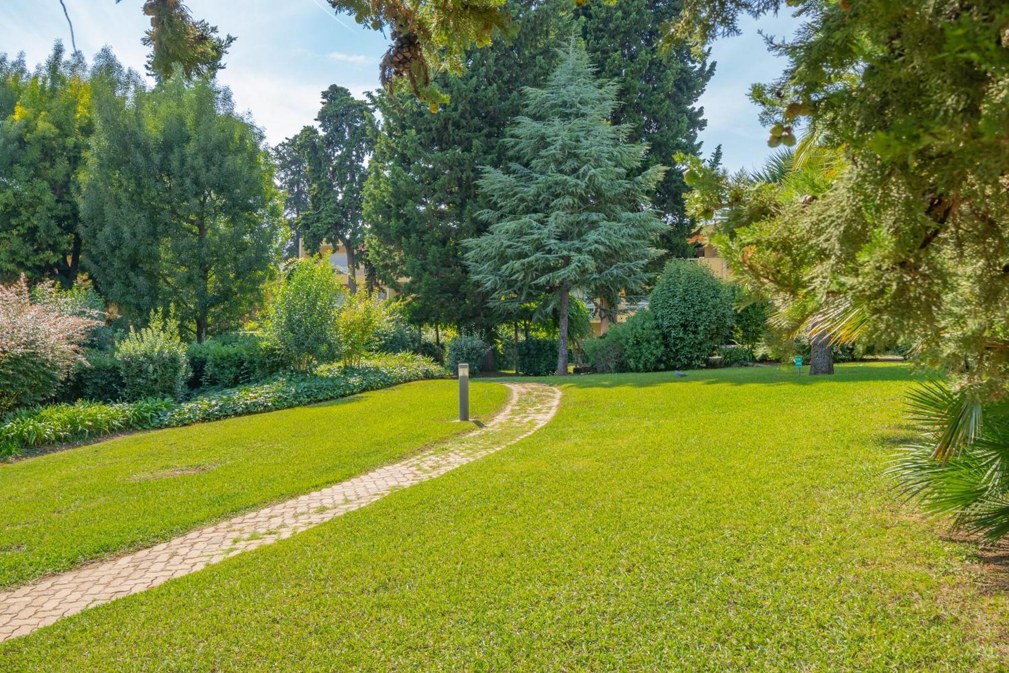 Les 15 Pins & La -your Getaway Near Sea & Appartement *